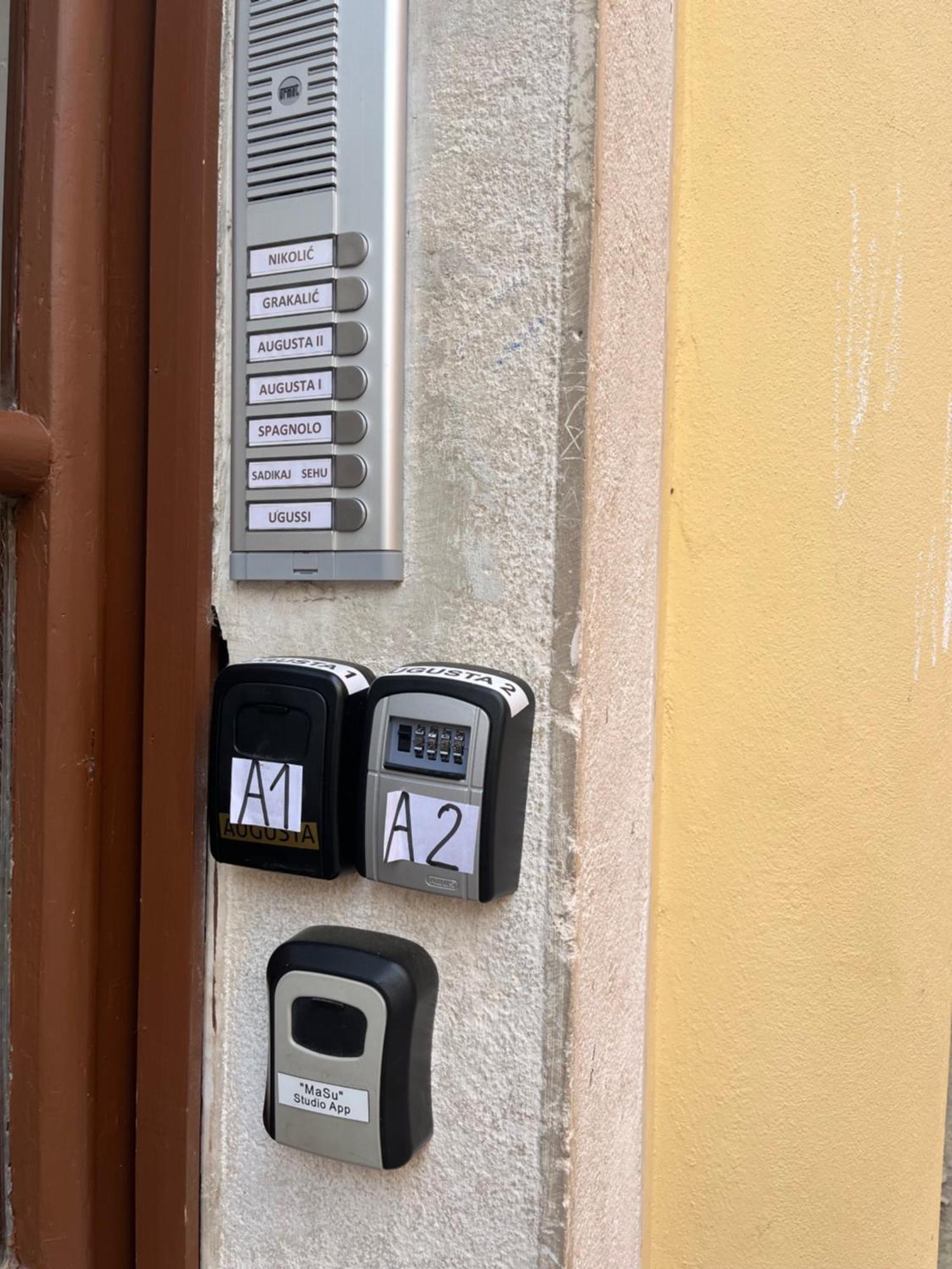 Apartamento Augusta Pula Exterior foto